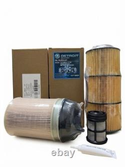 Kit Detroit Diesel Fuel Filter Dde A4700903151 + Oil Filter Dd15 A4711800209