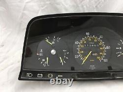 Mercedes-Benz W123 300D 300TD 300CD Instrument Cluster Speedometer Tachometer